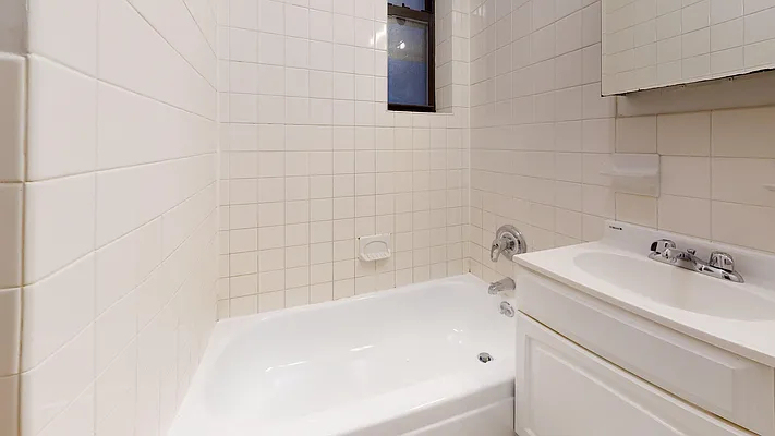  East 90th Street - Photo 5