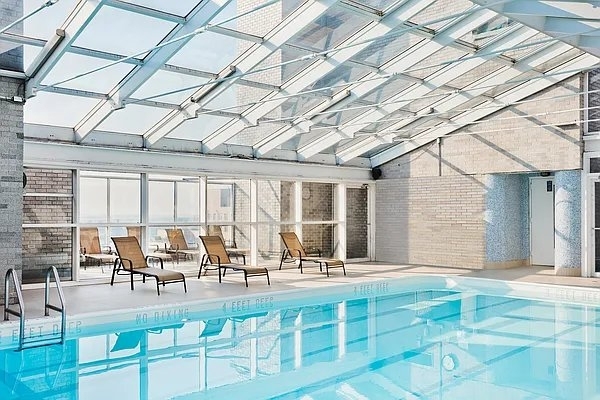 East 87th Street - Photo 14