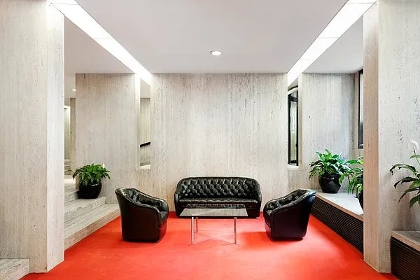 East 87th Street - Photo 16