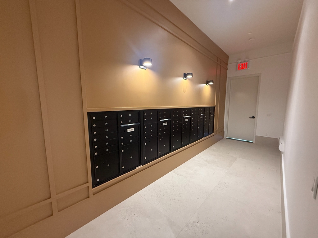 702 East 32nd Street - Photo 15