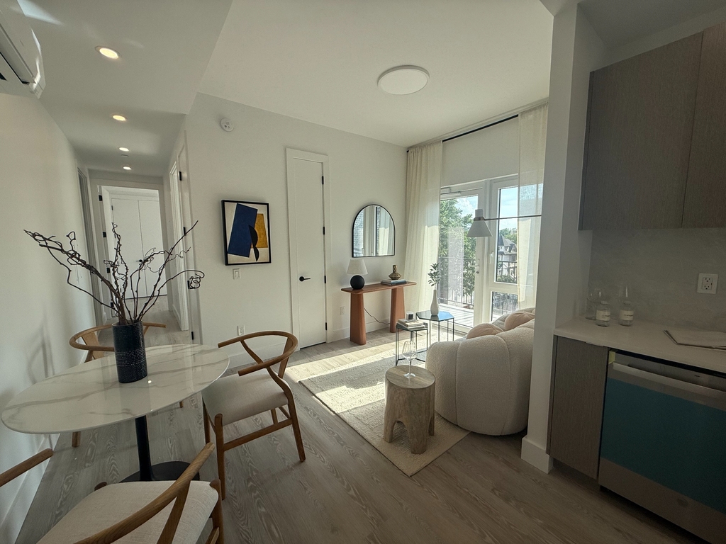 702 East 32nd Street - Photo 0