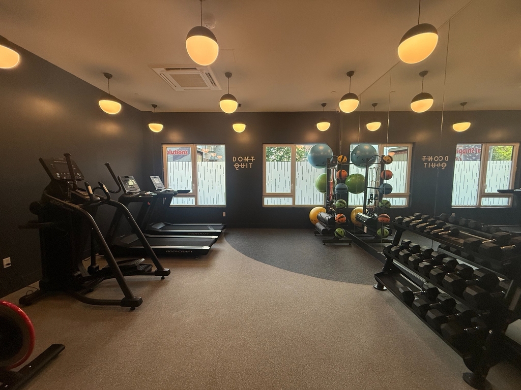 702 East 32nd Street - Photo 16