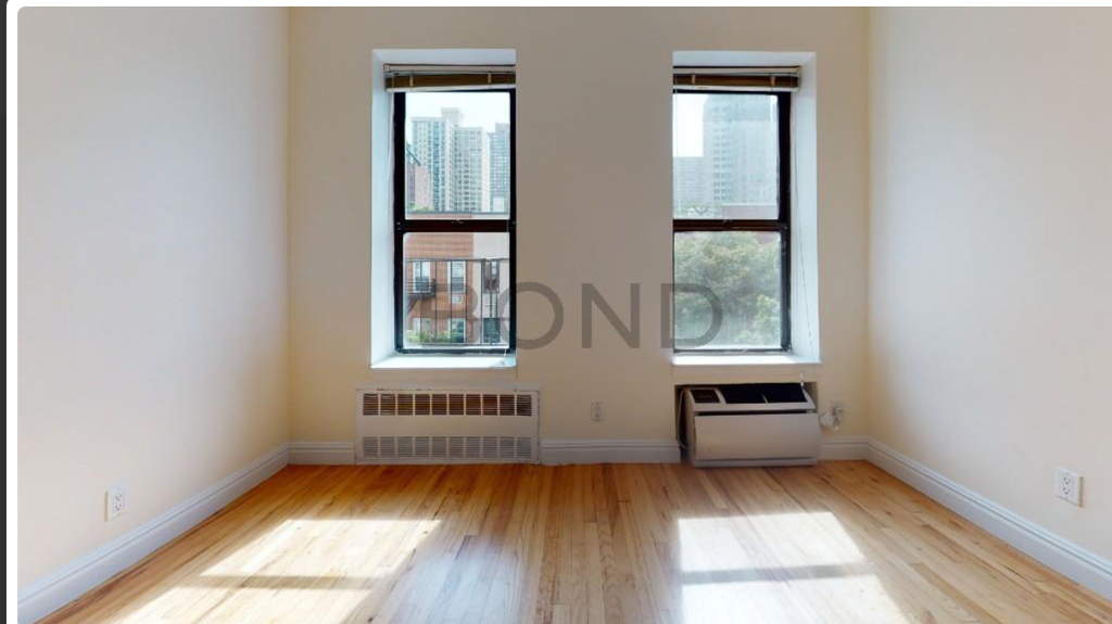 East 83rd Street - Photo 0