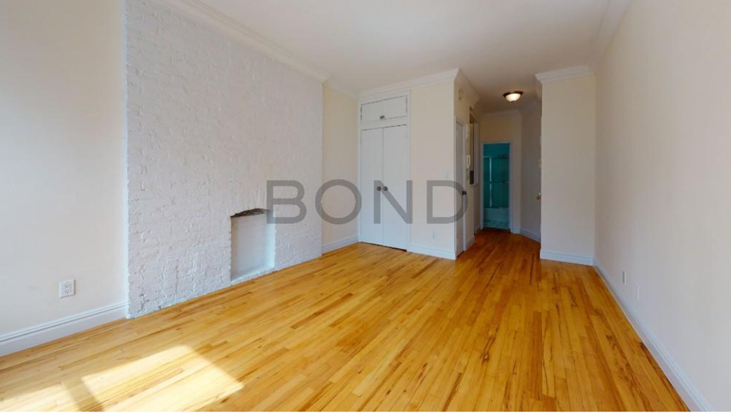 East 83rd Street - Photo 1