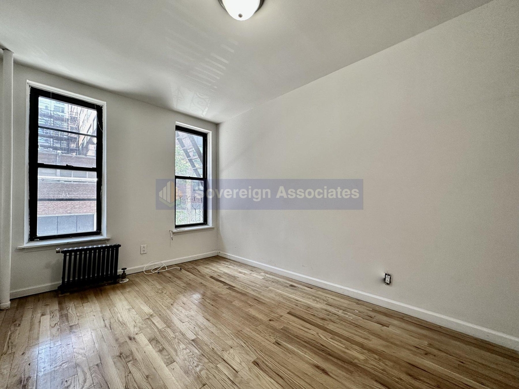 401 East 68th Street - Photo 1