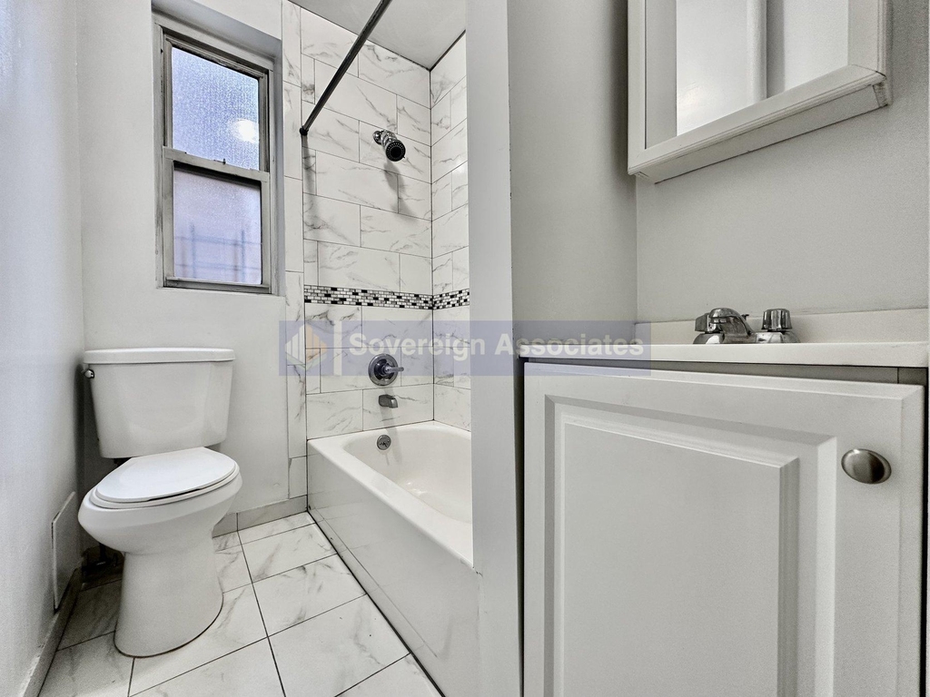 401 East 68th Street - Photo 9