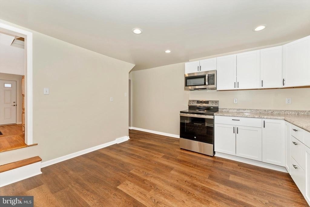 72 Wayside Avenue - Photo 16