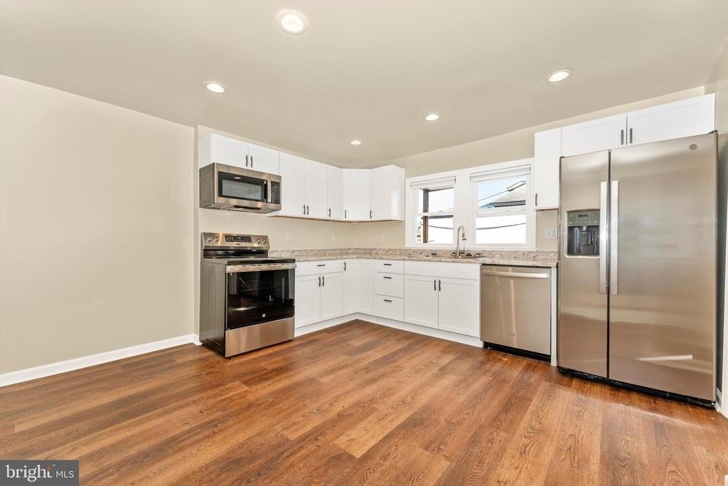 72 Wayside Avenue - Photo 14