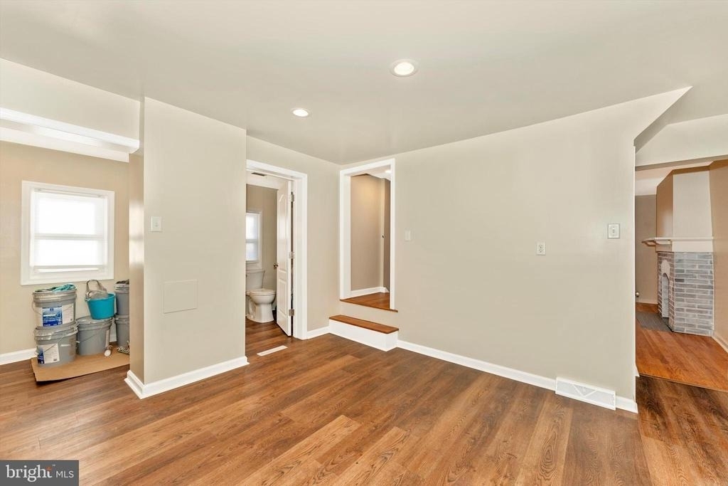 72 Wayside Avenue - Photo 17