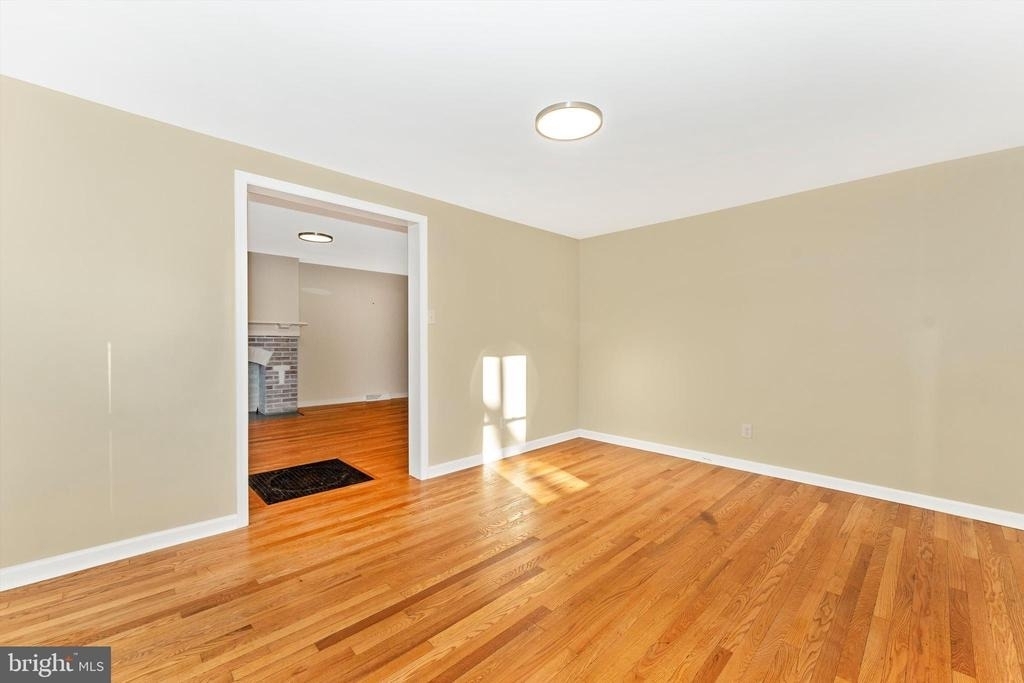 72 Wayside Avenue - Photo 11