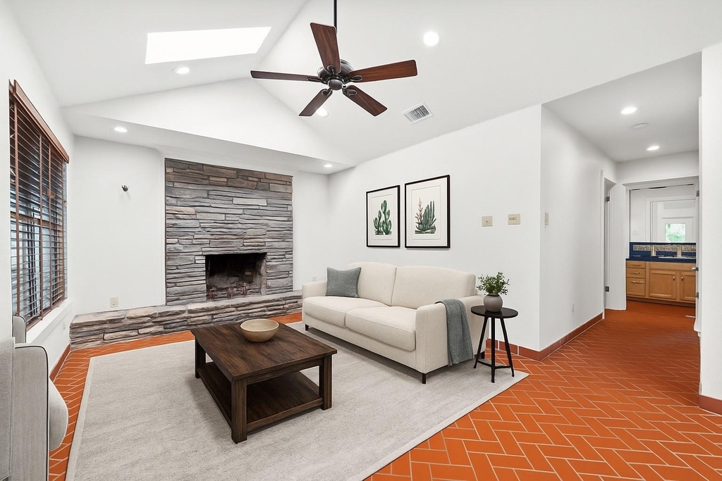 1601 West Ln - Photo 6