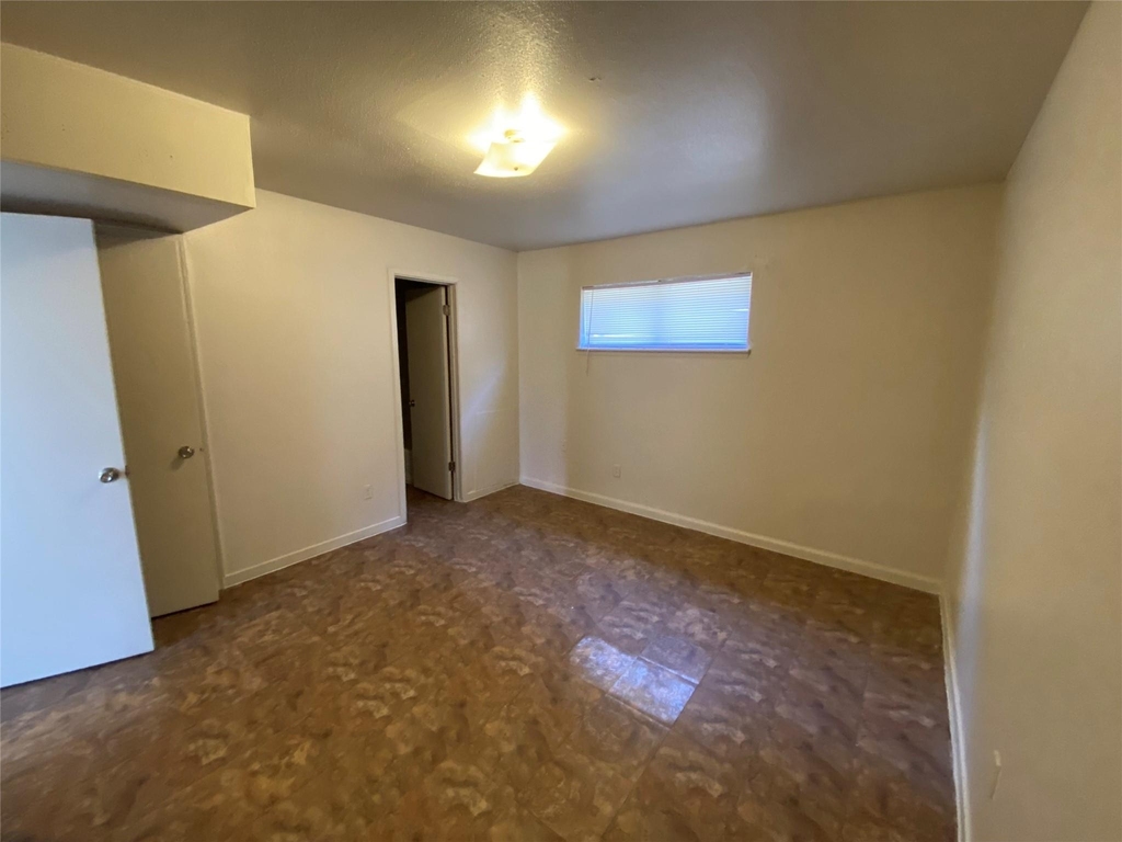 9425 Scott Street - Photo 9