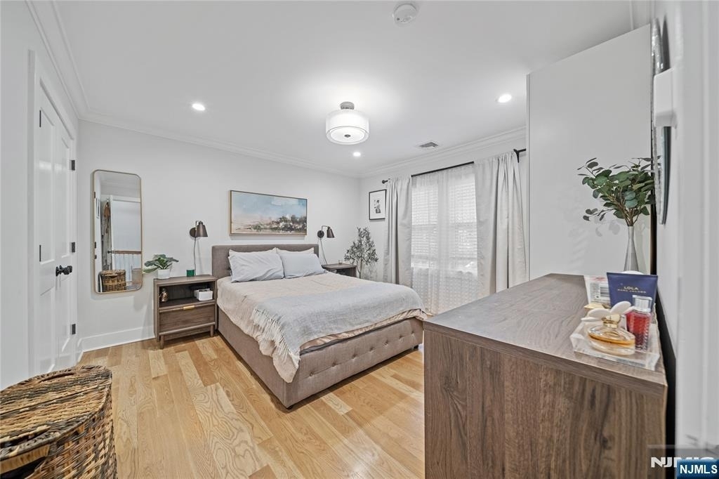 346 Walnut - Photo 12