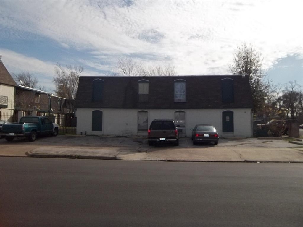 6215 Tierwester Street - Photo 0