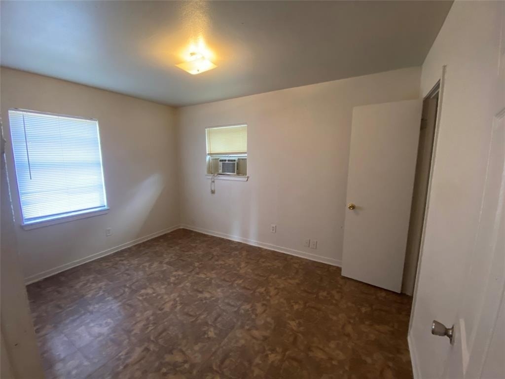 9414 Heno Street - Photo 6