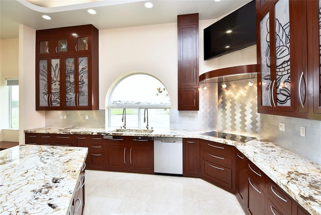 6602 Rohan Road - Photo 15