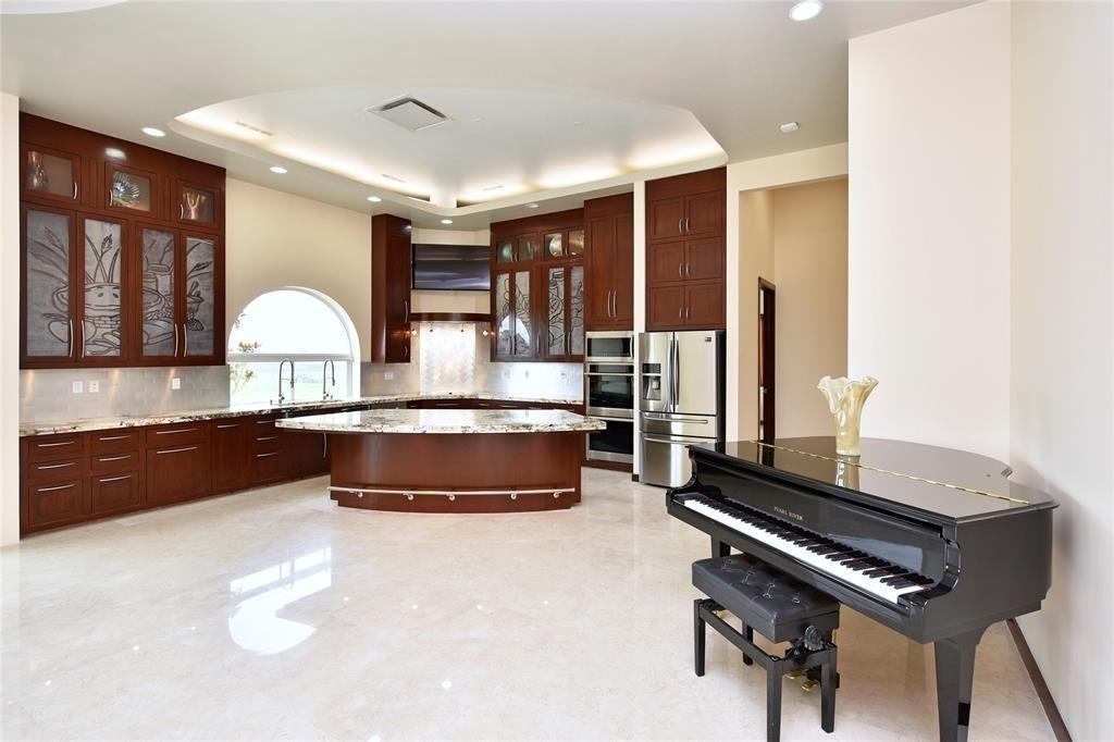 6602 Rohan Road - Photo 16