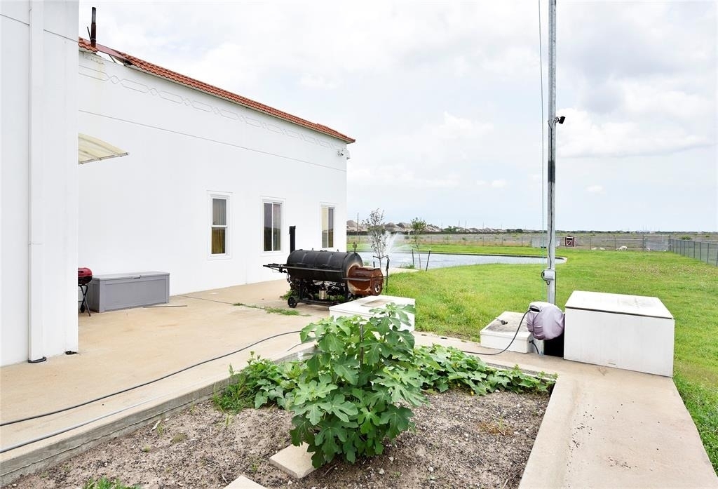 6602 Rohan Road - Photo 36