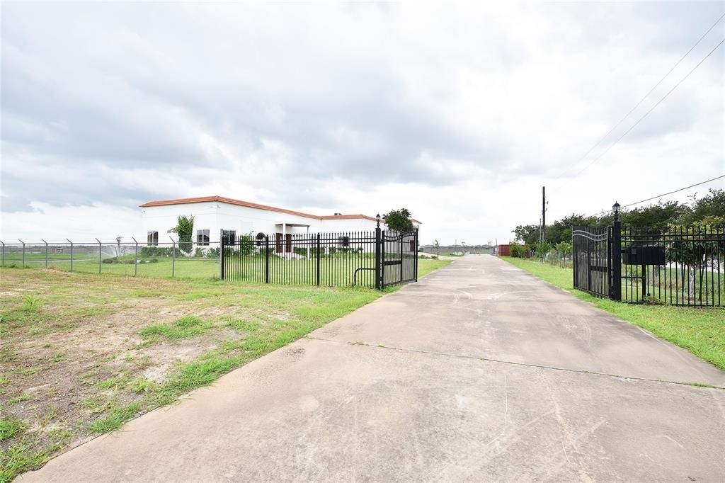 6602 Rohan Road - Photo 5