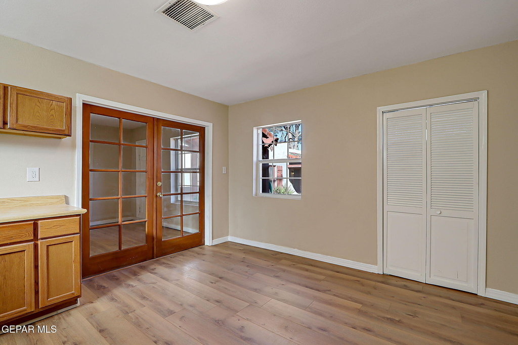 2621 Grant Avenue - Photo 16