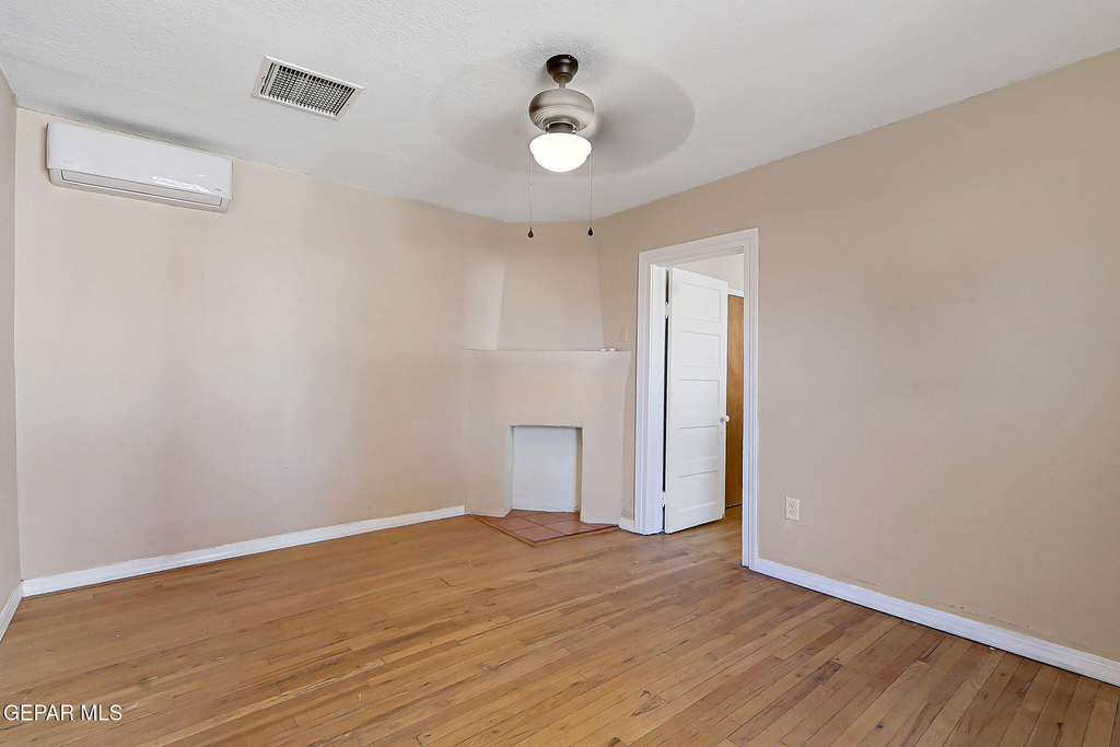 2621 Grant Avenue - Photo 7