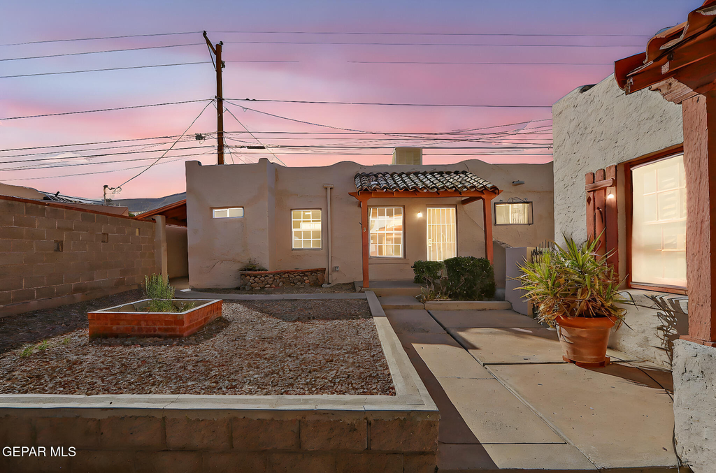 2621 Grant Avenue - Photo 2