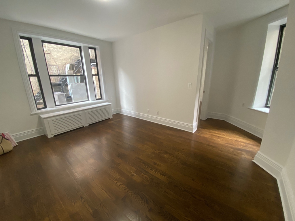 West 72nd Street - Photo 10