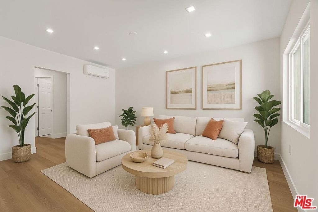 420 S Sepulveda Boulevard - Photo 0