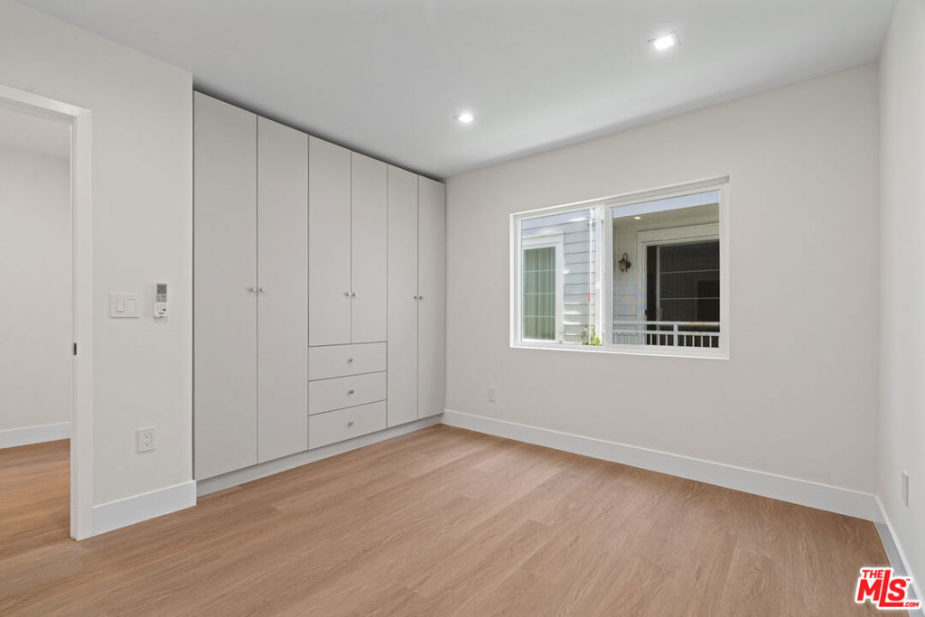 420 S Sepulveda Boulevard - Photo 13