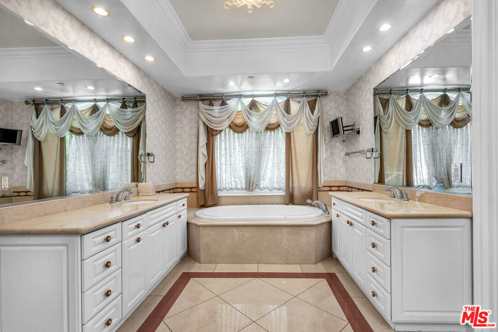 11244 Briarcliff Lane - Photo 28