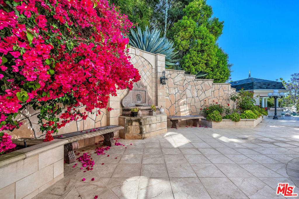 11244 Briarcliff Lane - Photo 17