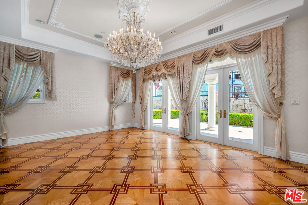 11244 Briarcliff Lane - Photo 5