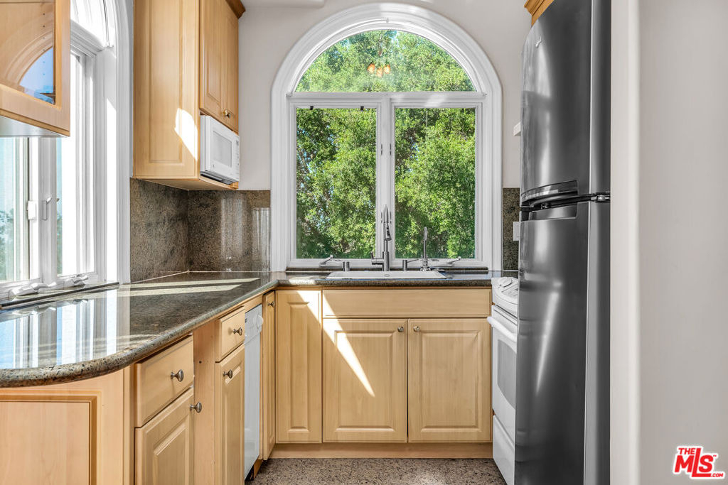 11244 Briarcliff Lane - Photo 36