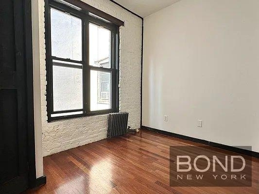 East 14th Street - Photo 2