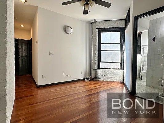 East 14th Street - Photo 1