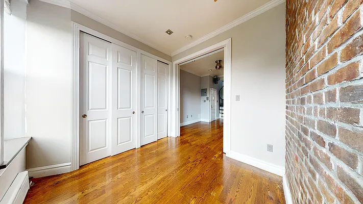 252 Mott Street - Photo 10