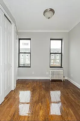 722 10th Avenue - Photo 2