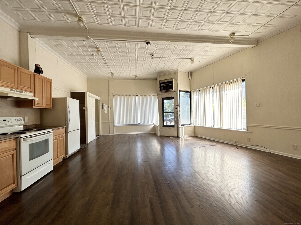 116 Central Street - Photo 1