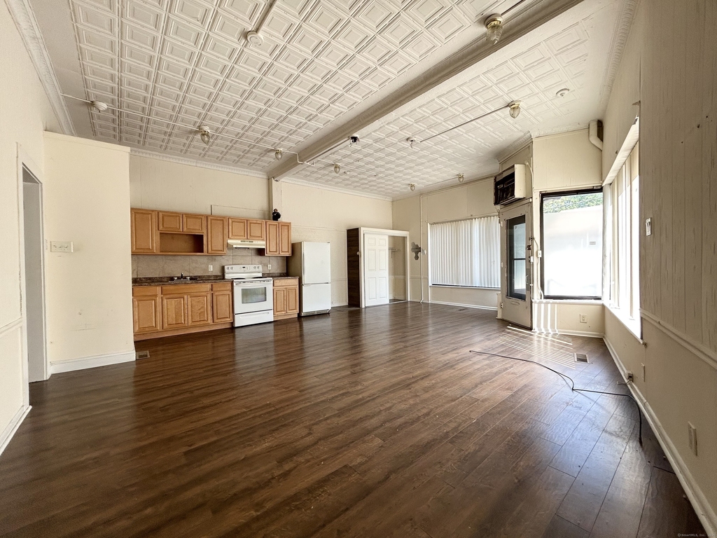 116 Central Street - Photo 3