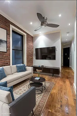 15 West 103rd Street - Photo 1