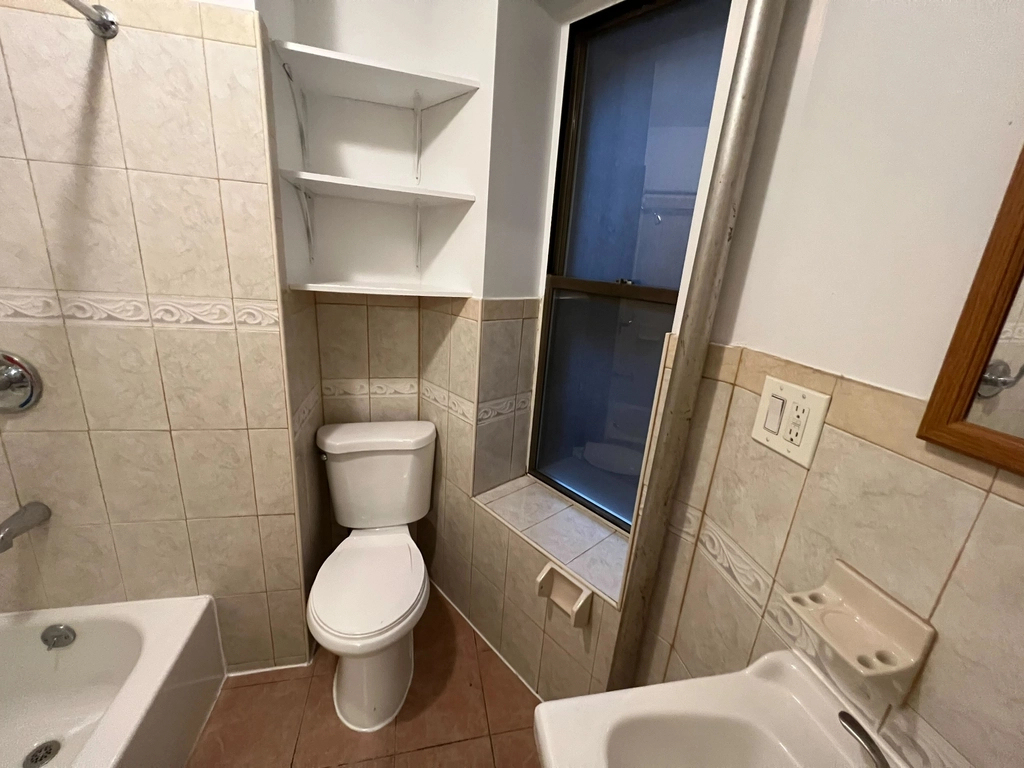 1349 Amsterdam Avenue - Photo 2