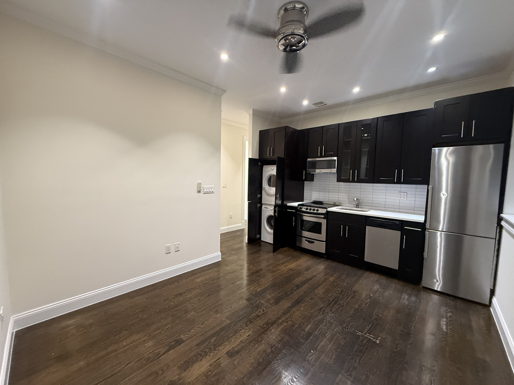 1377 Lexington Avenue - Photo 8