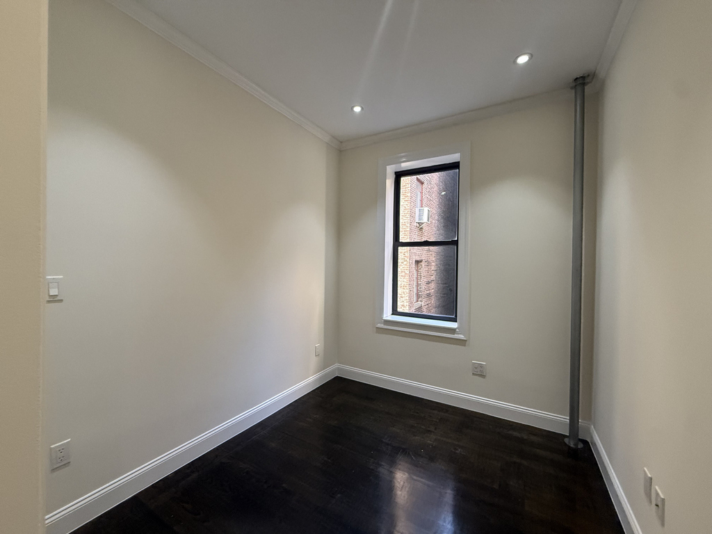 1377 Lexington Avenue - Photo 13