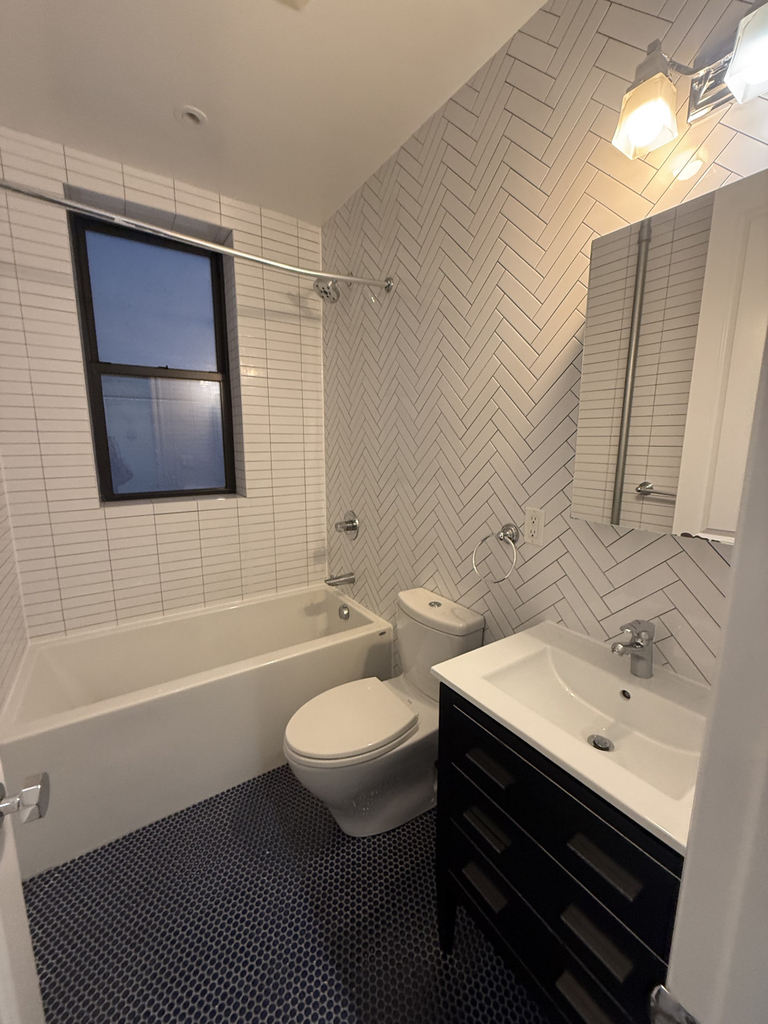 1377 Lexington Avenue - Photo 12