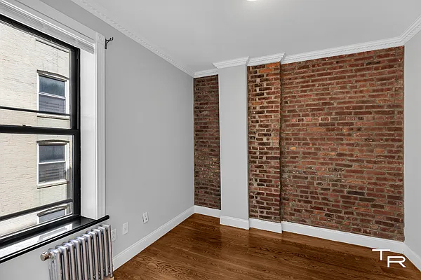 338 East 100th Street - Photo 2