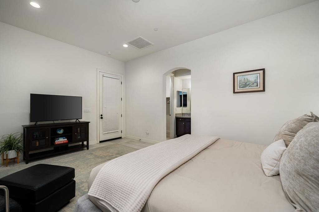 81805 Four Seasons Place - Photo 35