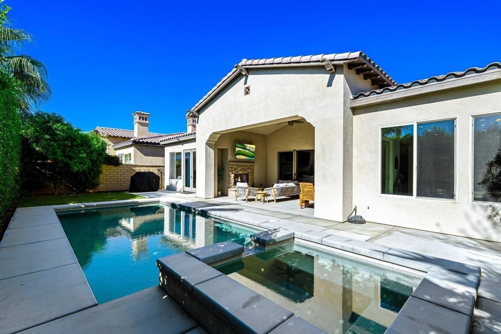 81805 Four Seasons Place - Photo 31