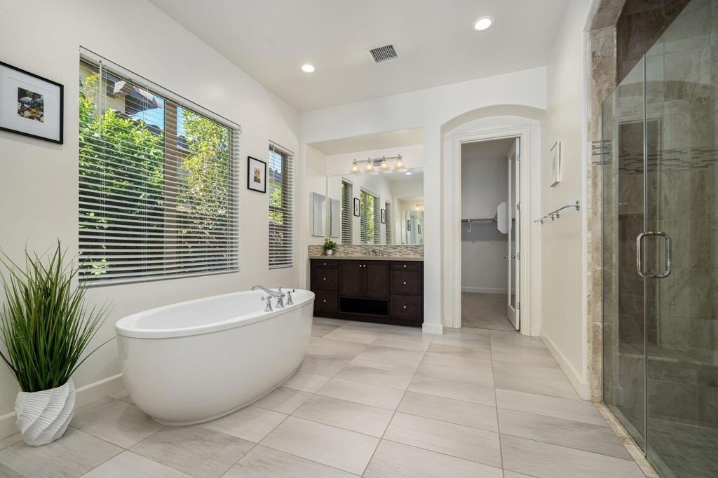 81805 Four Seasons Place - Photo 24