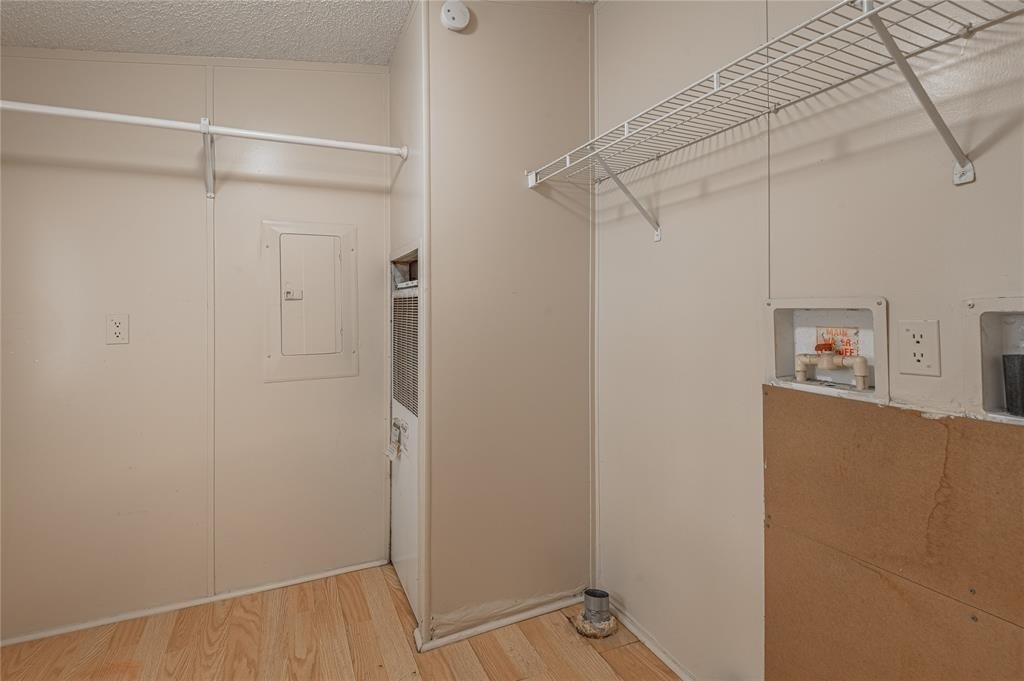 1323 Avenue E - Photo 6