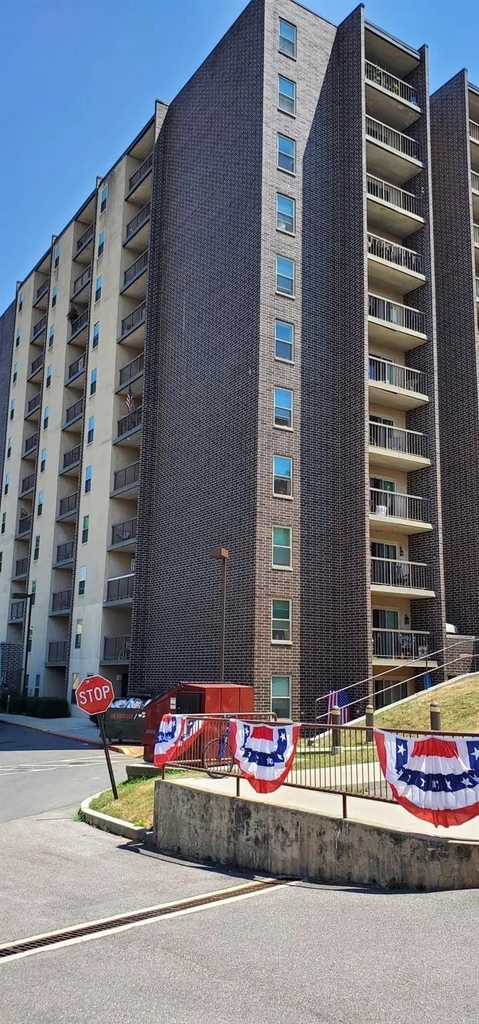 229 Baltimore Ave - Photo 8